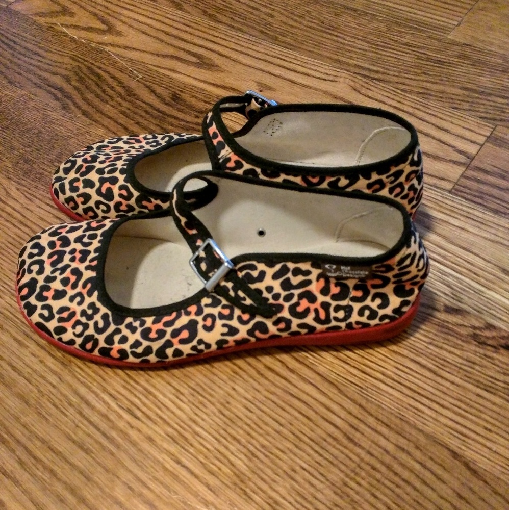 Hot Chocolate Design Mary Jane's